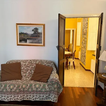 Lägenhet La Casa Di Adriano Chiavari