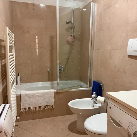 Lägenhet La Casa Di Adriano